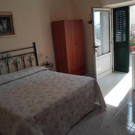 Casa Lorella Bed & Breakfast Маса Лубрензе Екстериор снимка